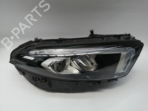 Used Right headlight MERCEDES-BENZ A-CLASS (W177) A 180 d (177.003) (116 hp) 28041877
