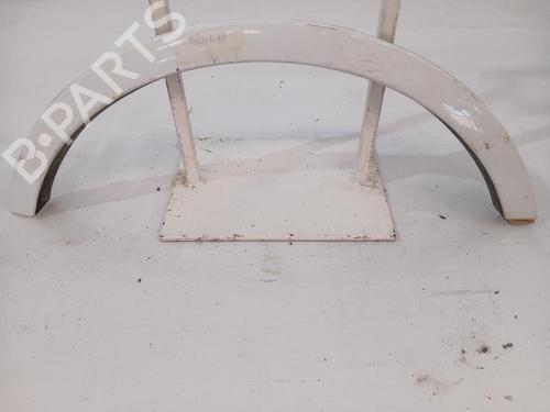 Used Rear right wheel arch trim Rear right wheel arch trim 36813568 36813568