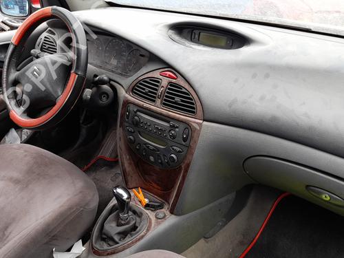 Fuse box CITROËN C5 I (DC_) 1.8 16V (DC6FZB, DC6FZE) | BP10223857E1 