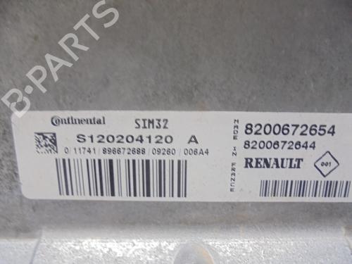 Engine control unit (ECU) DACIA SANDERO  | BP9637451M57 