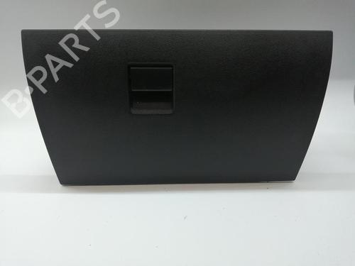 Used Glove box FORD MONDEO III (B5Y) 2.0 TDCi (130 hp) 30928734