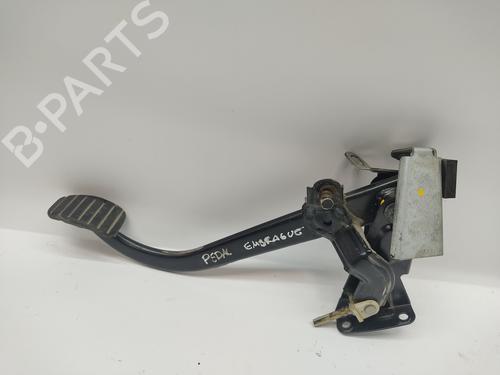Used Clutch pedal OPEL VIVARO A Van (X83) [2001-2015]  28670210