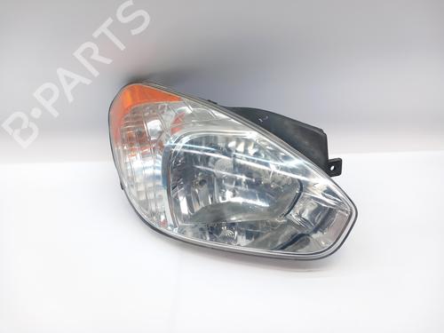 Used Right headlight HYUNDAI ACCENT III (MC) 1.5 CRDi GLS (110 hp) 26913263