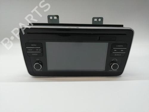 Used Radio NISSAN LEAF (ZE1) Electric (150 hp) 30966724