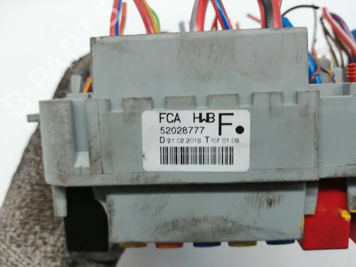 Fuse box OPEL COMBO Box Body/MPV (X12) 1.3 CDTI (B05) | BP18964661E1 