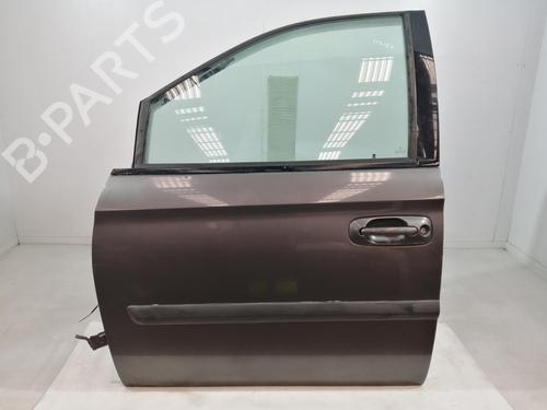 Used Left front door CHRYSLER VOYAGER IV (RG, RS) 2.5 CRD (141 hp) 25003644