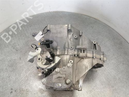 gearbox-ford-mondeo-v-hatchback-ce-2014-32169383 main image