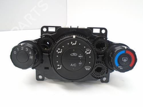 Used Climate control FORD FIESTA VI (CB1, CCN) 1.0 EcoBoost (100 hp) 7869373