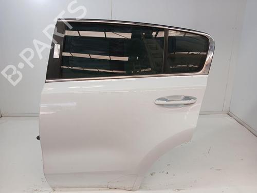 Used Left rear door Left rear door 37200241 37200241