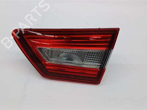right-tailgate-light-renault-clio-iv-bh_-2012-2013-2014-2015-2016-2017-2018-2019-2020-2021-37032485 main image