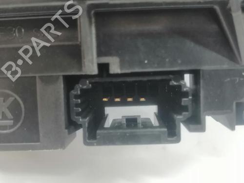 Headlight switch PEUGEOT 3008 II SUV (MC_, MR_, MJ_, M4_) 1.6 BlueHDi 120 | BP29727422I24