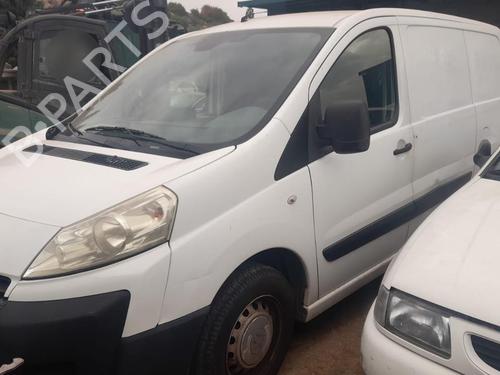 Grille PEUGEOT EXPERT Van (VF3A_, VF3U_, VF3X_) 1.6 HDi 90 8V | BP30395562C40