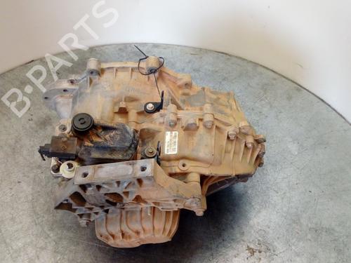 Manual gearbox LAND ROVER FREELANDER 2 (L359) 2.2 TD4 4x4 (152 hp) 13615848