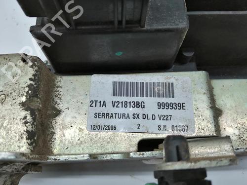 Venstre foran lås FORD TRANSIT CONNECT (P65_, P70_, P80_) 1.8 TDCi | BP29904351C98 