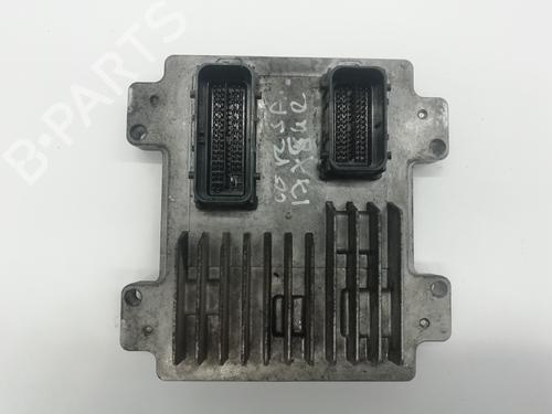 Used Engine control unit (ECU) OPEL CORSA E (X15) [2014-2025]  13057129