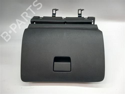 Used Glove box Glove box 22404315 22404315