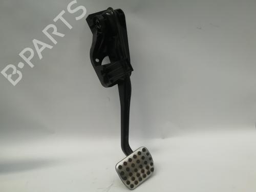 Used Break pedal MERCEDES-BENZ CLA Coupe (C117) CLA 220 CDI / d (117.303) (177 hp) 13538275