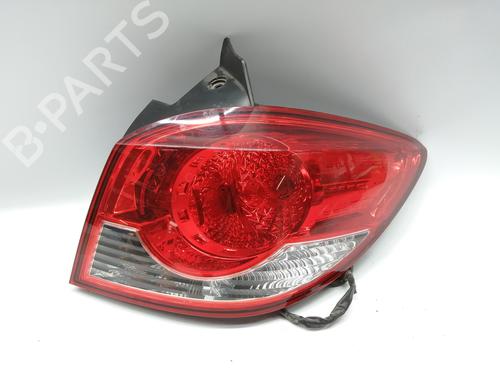 Used Right taillight CHEVROLET CRUZE (J300) 1.7 D (131 hp) 29395018