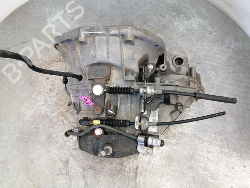 Used Gearbox OPEL VIVARO A Van (X83) [2001-2015]  27326557