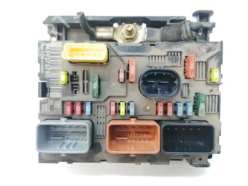 Used Fuse box PEUGEOT 307 (3A/C) 1.6 HDi (90 hp) 16851486