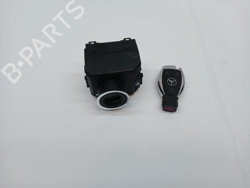 Ratlås/Tændingslås Ratlås/Tændingslås MERCEDES-BENZ S-CLASS (W221, V221) S 350 (221.056, 221.156) (272 hp) 34279573 34279573