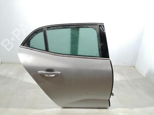 right-rear-door-renault-megane-iv-hatchback-b9amn_-2015-24139557 main image