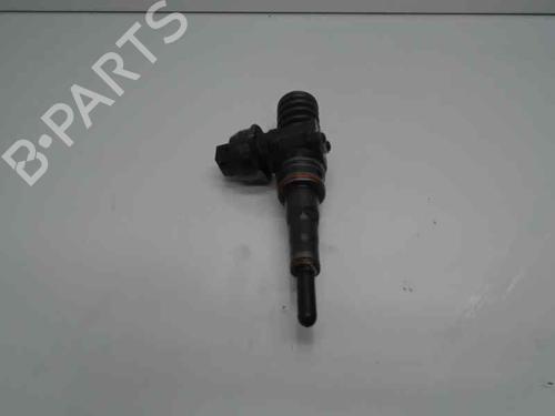 Used Injector SEAT LEON (1P1) 1.9 TDI (105 hp) 6588974