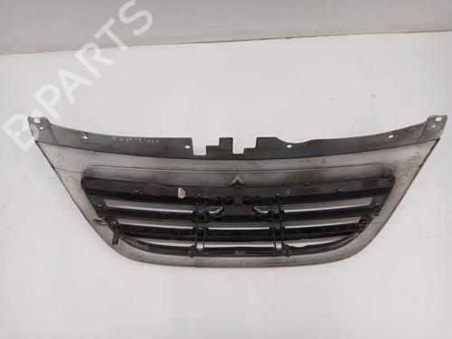 Used Grille CITROËN C3 I (FC_, FN_) 1.4 HDi (68 hp) 29235092