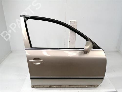 Porta frente direita Porta frente direita SKODA SUPERB I (3U4) 2.5 TDI (163 hp) 18095961 18095961