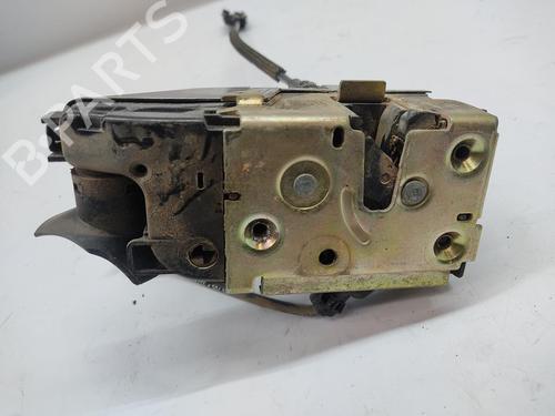 Vergrendeling rechts voor RENAULT LAGUNA II (BG0/1_) 1.9 dCi (BG05) (92 hp) 30386335