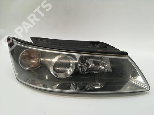 Used Right headlight Right headlight HYUNDAI SONATA V (NF) 2.0 CRDi (140 hp) 10223856 10223856
