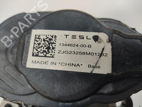 Right rear brake caliper TESLA MODEL 3 (5YJ3)  | BP30635246M106 