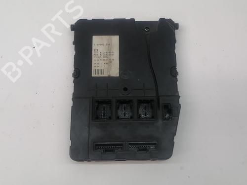 Used Fuse box RENAULT MEGANE II (BM0/1_, CM0/1_) 1.5 dCi (BM02, BM13, BM2A, CM02, CM13) (101 hp) 30196666