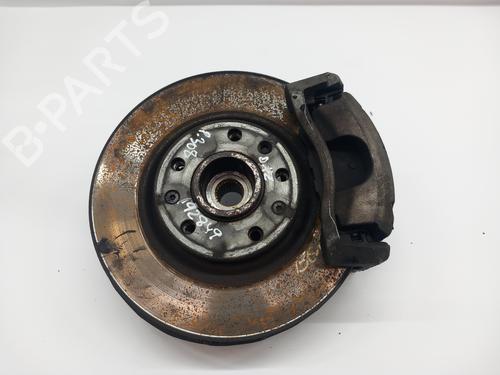 Used Right front steering knuckle PEUGEOT 308 II (LB_, LP_, LW_, LH_, L3_) [2013-2021]  21190588