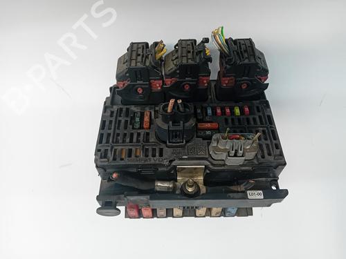 Zekeringkast Zekeringkast PEUGEOT 407 (6D_) [2004-2011] 37429618 37429618