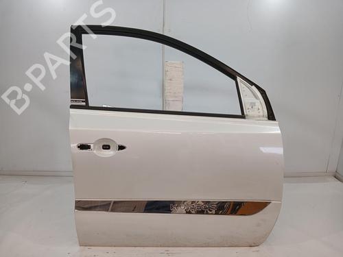 Used Right front door Right front door 37247659 37247659