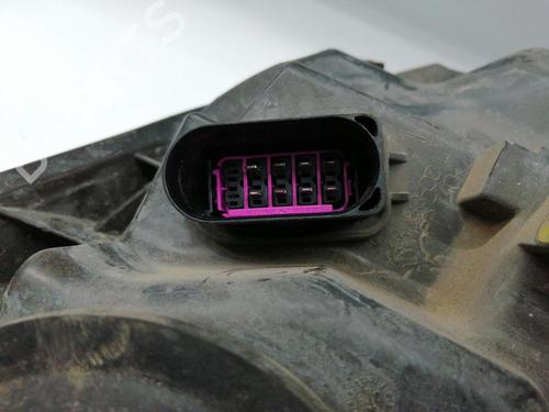 Left headlight FORD FIESTA VI (CB1, CCN) 1.4 TDCi | BP32311929C28