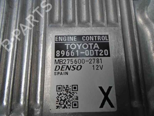 Used Engine control unit (ECU) TOYOTA YARIS (_P13_) 1.5 Hybrid (NHP130_) (101 hp) 5835916