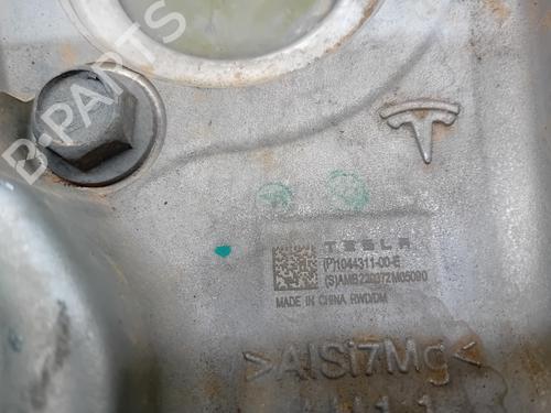 Right front steering knuckle TESLA MODEL 3 (5YJ3)  | BP29546978M26 