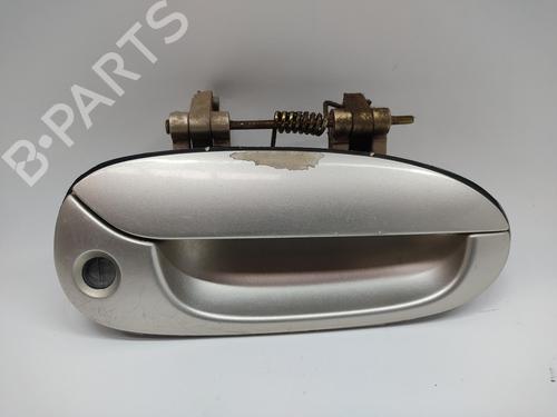 Used Front right exterior door handle KIA CARENS II MPV (FJ) [2002-2013]  23982964