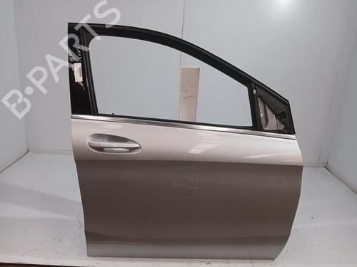 Used Right front door MERCEDES-BENZ B-CLASS Sports Tourer (W246, W242) B 180 CDI / d (246.212) (109 hp) 30638111