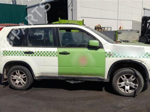 Used Parts NISSAN X-TRAIL II (T31) 2.0 dCi 4x4 4974661