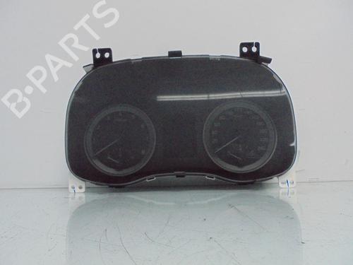Used Instrument cluster HYUNDAI TUCSON (TL, TLE) 1.6 GDi (132 hp) 8254227