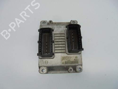 Used Engine control unit (ECU) OPEL AGILA (A) (H00) 1.0 12V (F68) (58 hp) 9706879