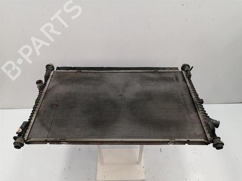 Used Water radiator Water radiator 32071957 32071957