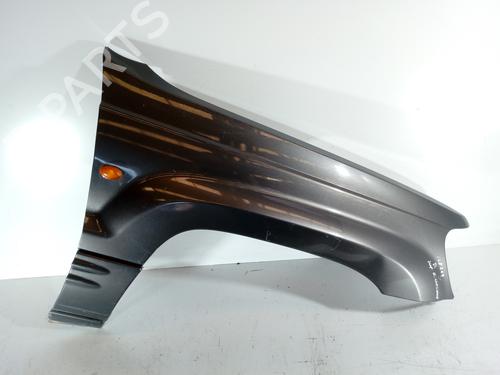 Used Right front fenders JEEP GRAND CHEROKEE II (WJ, WG) 2.7 CRD 4x4 (163 hp) 10116337