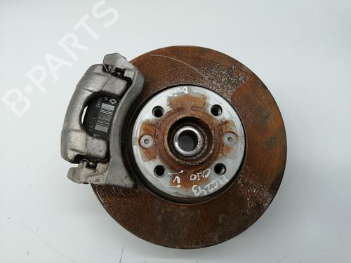 Used Left front steering knuckle RENAULT CLIO V (B7_) [2019-2025]  28026309