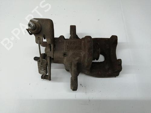 Used Right front brake caliper Right front brake caliper FORD MONDEO III (B5Y) 2.0 TDCi (130 hp) 33327369 33327369