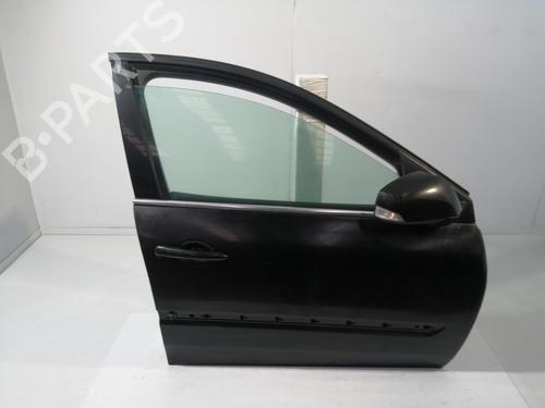 Right front door RENAULT LAGUNA III (BT0/1) 1.5 dCi (BT00, BT0A, BT0T, BT1J) (110 hp) 17052698