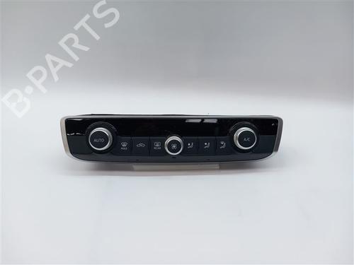 climate-control-audi-q2-gab-gag-2016-29435103 main image